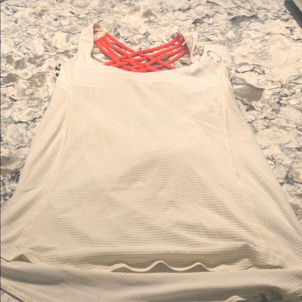 Lulu lemon top